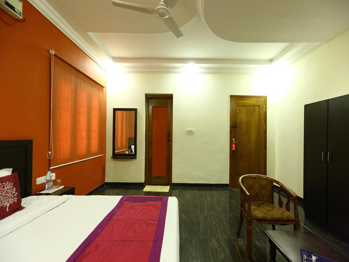 Oyo 7355 Covinille Bed and Breakfast Madurai Εξωτερικό φωτογραφία